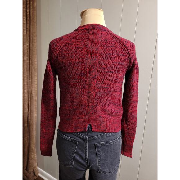 Banana Republic - XXS Petite Red Sweater - Perfect for Christmas 🎄 - Picture 5 of 9